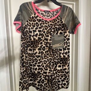 Cheetah, Camo shirt with a Hot Pink collar